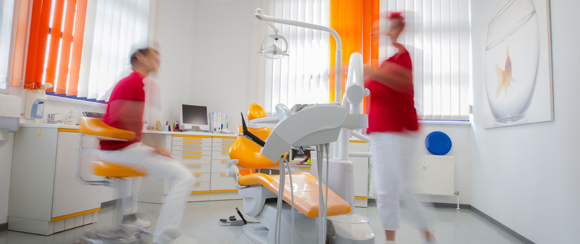 Immer am Zahn der Zeit - die Zahnarztpraxis Jendrek in Jena.